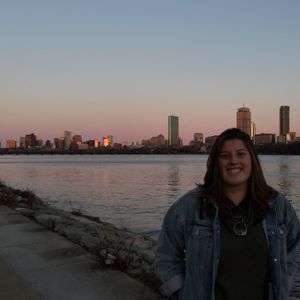 Meet your Posher, Mariela